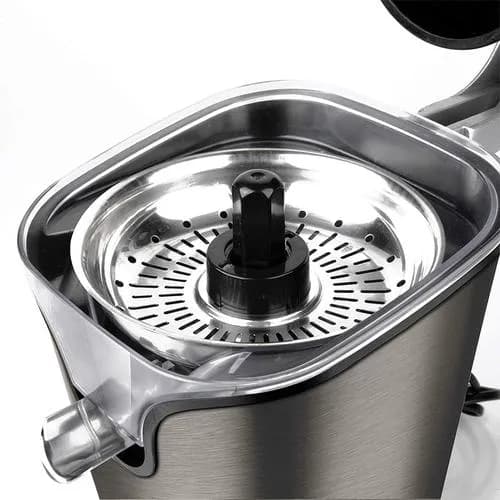 Storcator de fructe si legume Black+decker BXCJ100E
